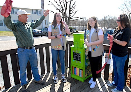 SHEN-Park Book Library