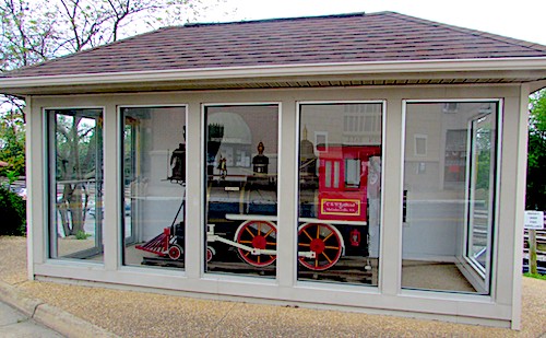 Shenandoah train display