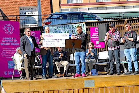 Ruffner Plaza_T-Mobile donation_03_16_23