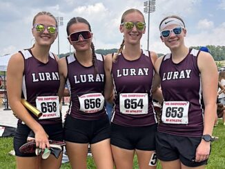 LHS 4x800 meter relay